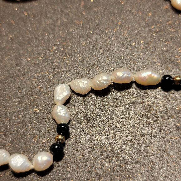Fine Freshwater Baroque Pearl Necklace & Hoop Earrings w 14K Gold Onyx beads VTG - Picture 8 of 10